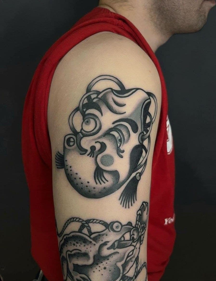  Hyottoko mask.